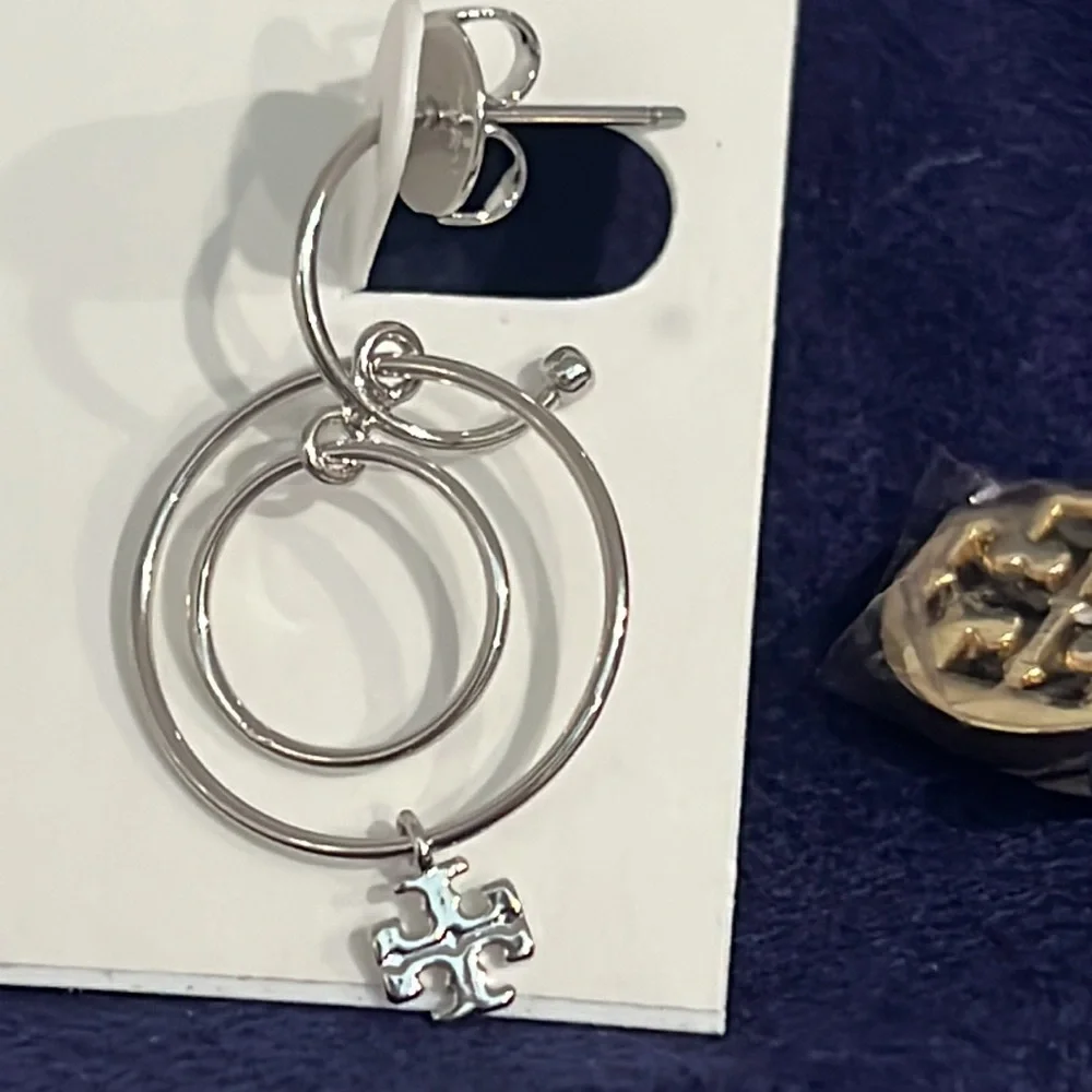 TORY BURCH Earrings - Picture 8 of 16